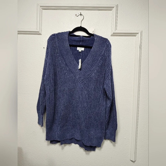 Aerie V-Neck Knit Oversized Sweater XS NWT Casual Fall Winter - Picture 2 of 5